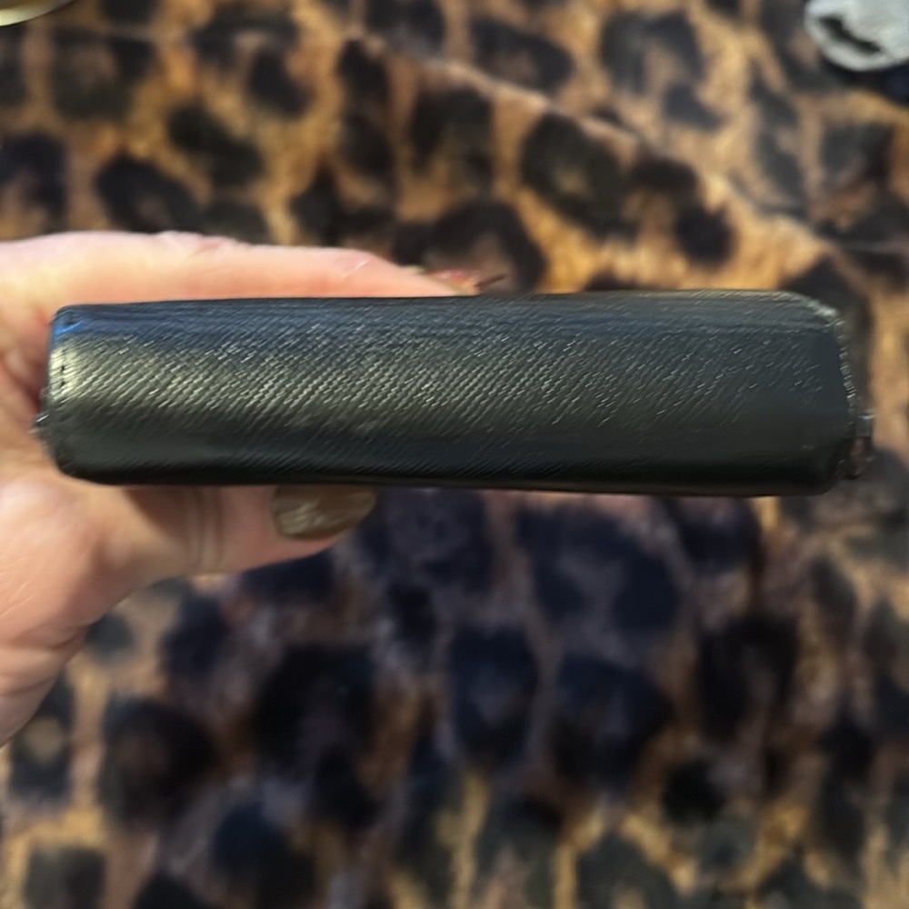 Authentic Prada  saffiano zipper wallet - Picture 11 of 15